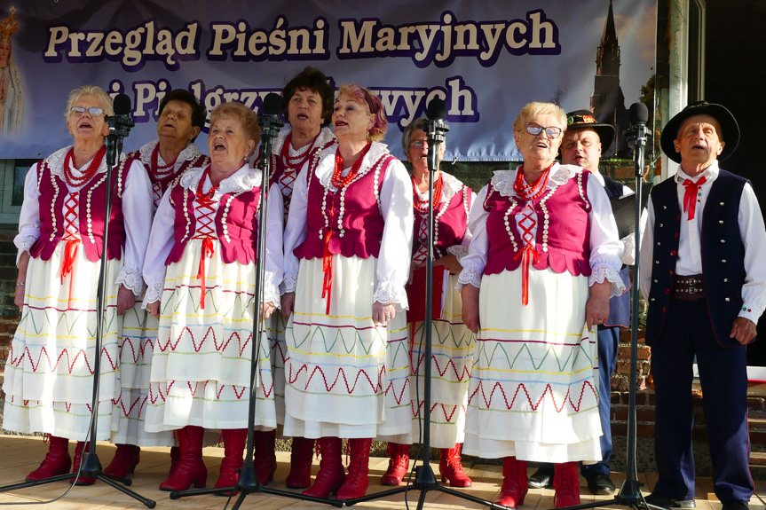 Przegląd Pieśni Maryjnych w Bóbrce