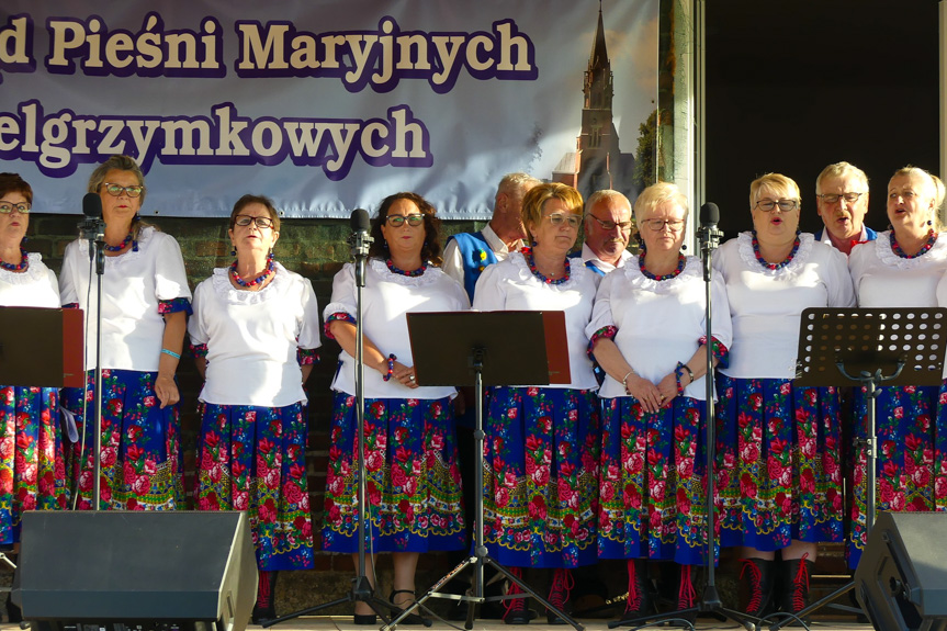 Przegląd Pieśni Maryjnych w Bóbrce