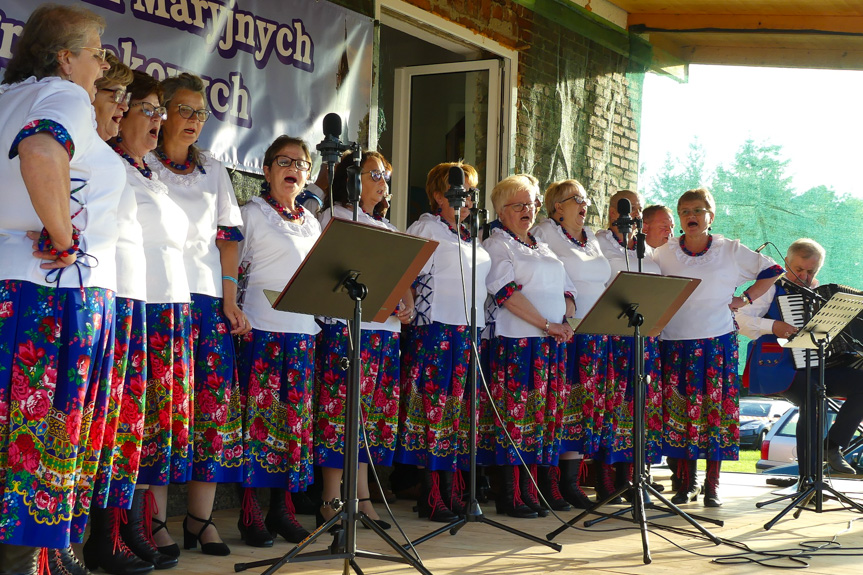 Przegląd Pieśni Maryjnych w Bóbrce