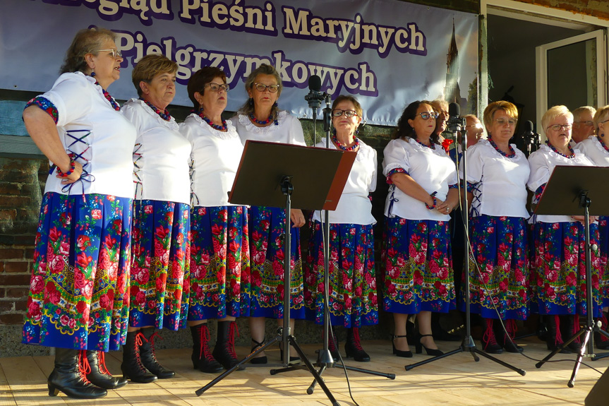 Przegląd Pieśni Maryjnych w Bóbrce