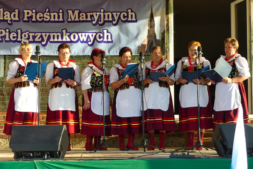 Przegląd Pieśni Maryjnych w Bóbrce