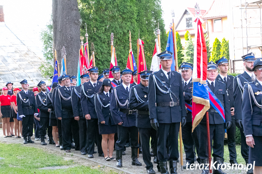 Przekazanie i poświęcenie samochodu dla OSP Miejsce Piastowe