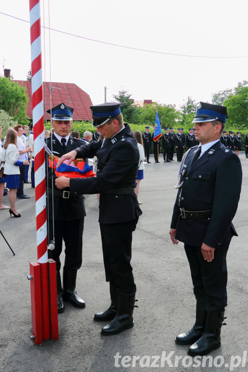 Przekazanie samochodu dla OSP Pustyny