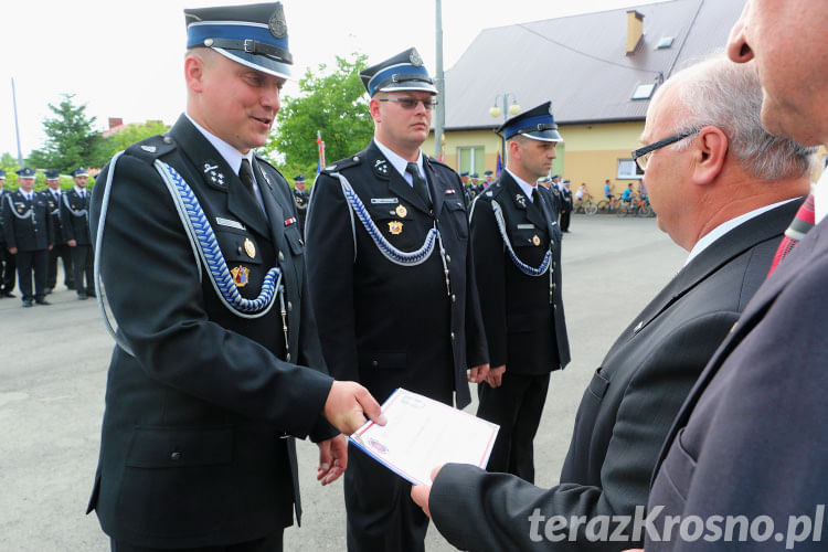 Przekazanie samochodu dla OSP Pustyny