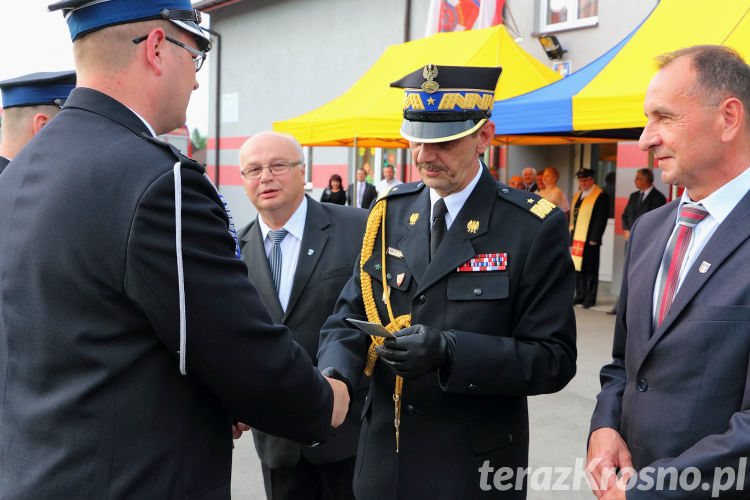 Przekazanie samochodu dla OSP Pustyny