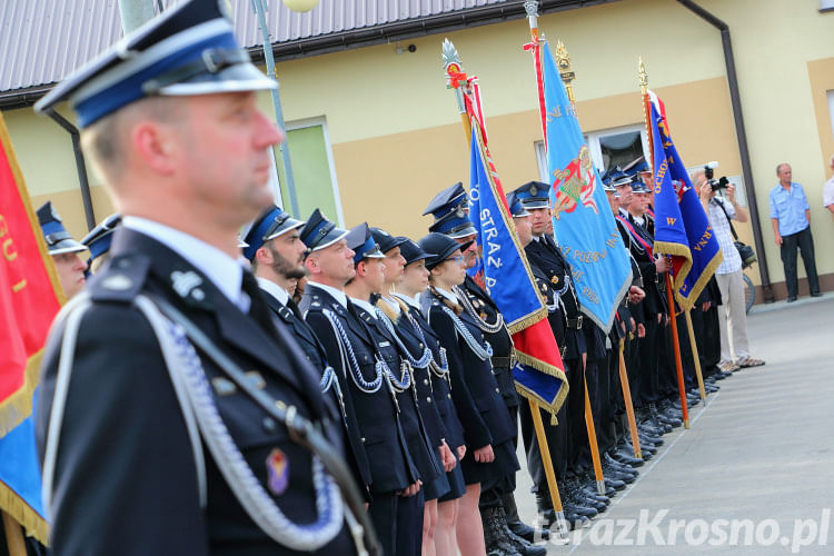 Przekazanie samochodu dla OSP Pustyny