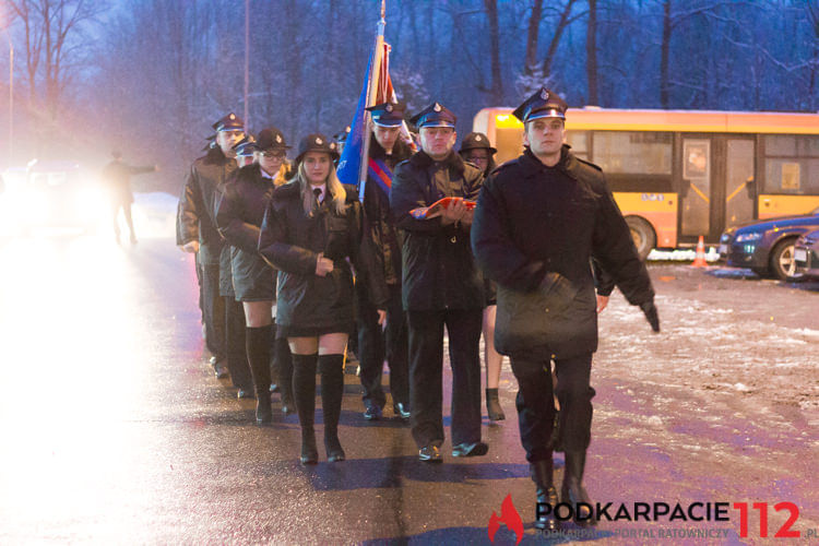 Przekazanie samochodu dla OSP Żarnowiec