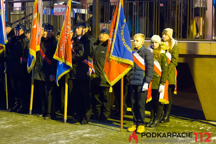 Przekazanie samochodu dla OSP Żarnowiec