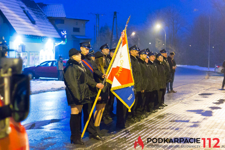 Przekazanie samochodu dla OSP Żarnowiec