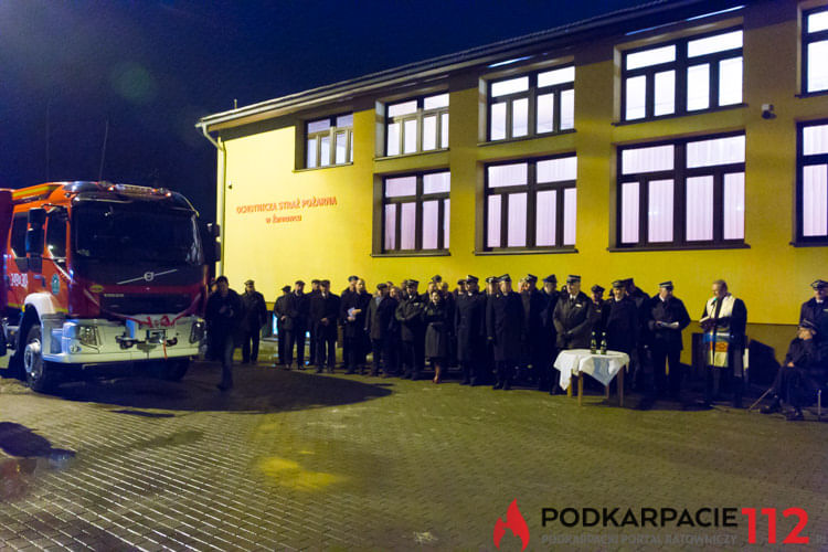 Przekazanie samochodu dla OSP Żarnowiec