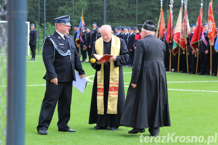 Przekazanie samochodu OSP Klimkówka