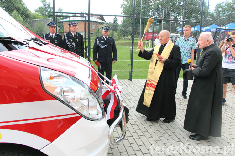 Przekazanie samochodu OSP Klimkówka