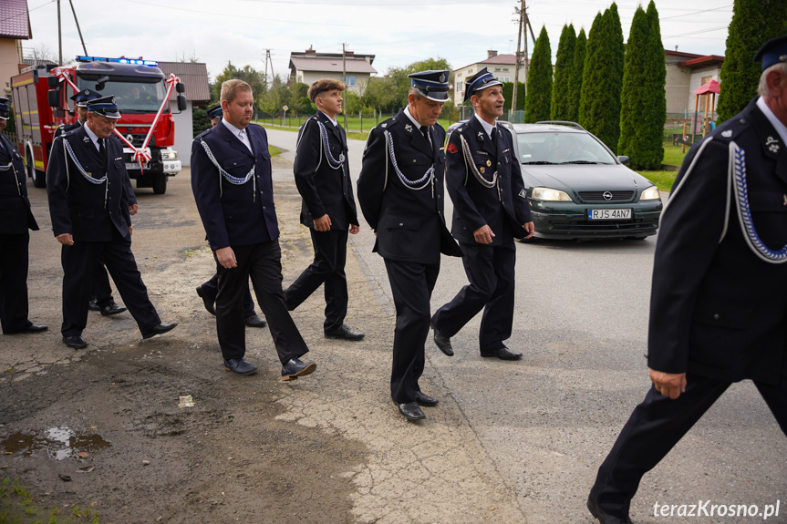 Przekazanie samochodu OSP Leśniówka