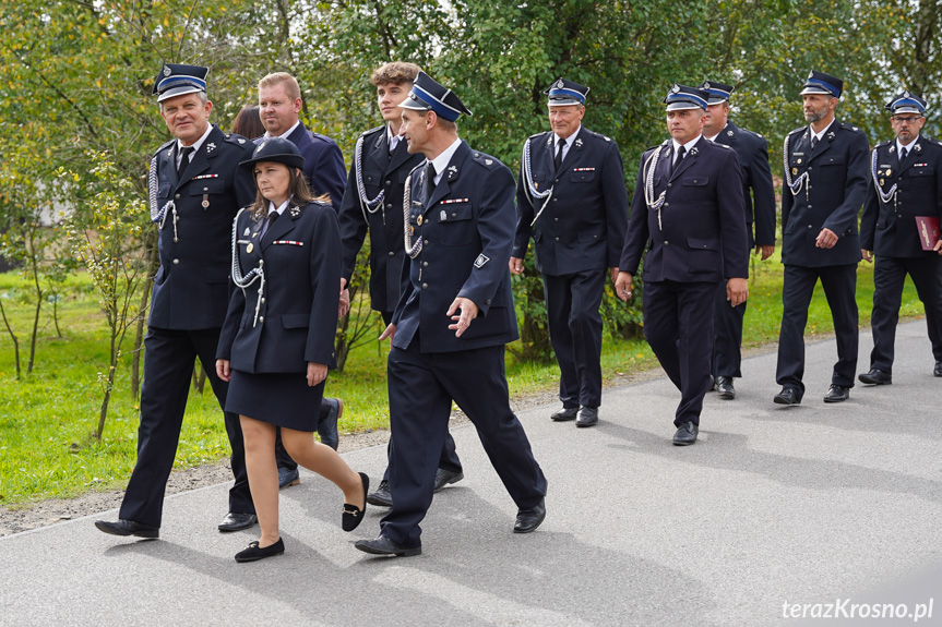 Przekazanie samochodu OSP Leśniówka