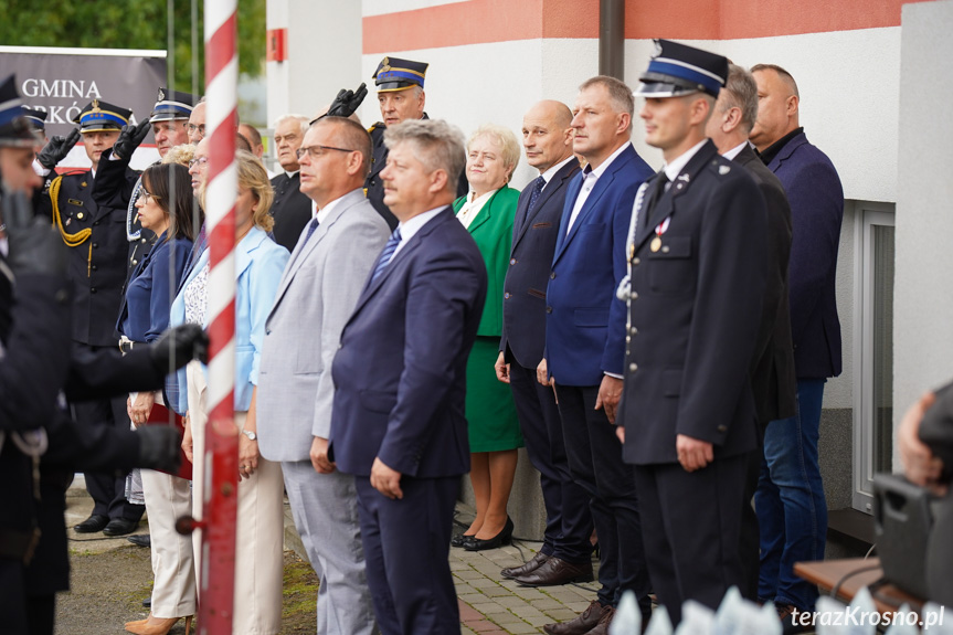 Przekazanie samochodu OSP Leśniówka