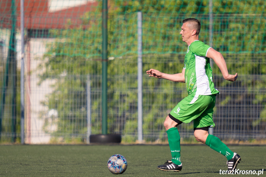 Przełęcz Dukla - Czarni 1910 Jasło 1:5