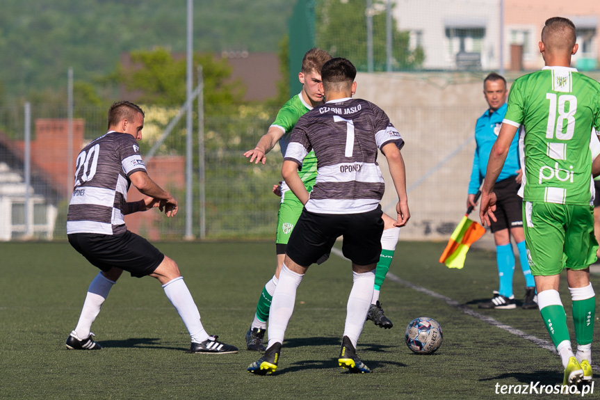 Przełęcz Dukla - Czarni 1910 Jasło 1:5