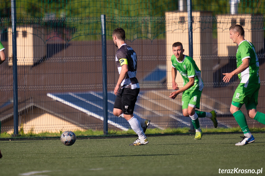 Przełęcz Dukla - Czarni 1910 Jasło 1:5