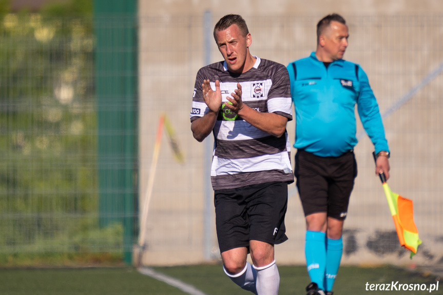 Przełęcz Dukla - Czarni 1910 Jasło 1:5