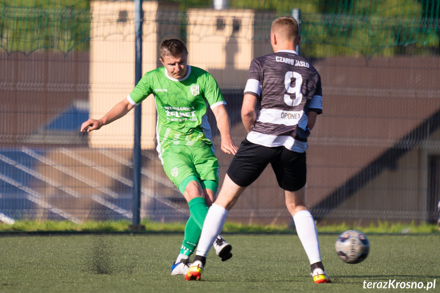 Przełęcz Dukla - Czarni 1910 Jasło 1:5