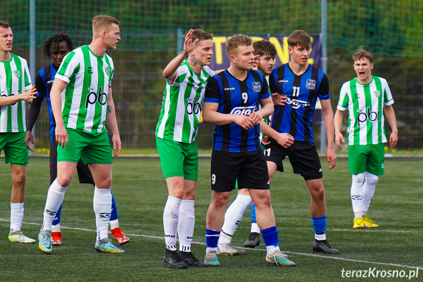 Przełęcz Dukla - Nafta Splast Jedlicze 3:0