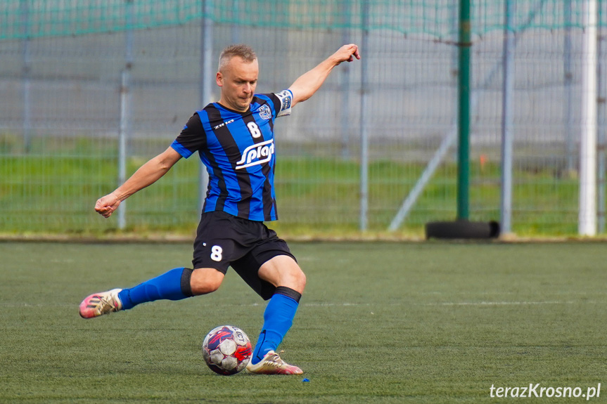 Przełęcz Dukla - Nafta Splast Jedlicze 3:0