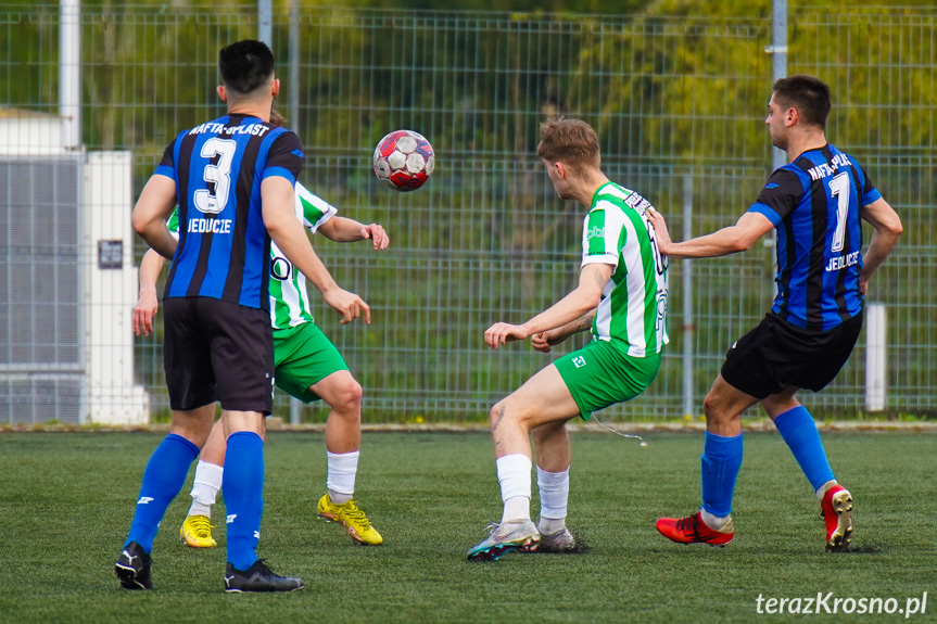 Przełęcz Dukla - Nafta Splast Jedlicze 3:0