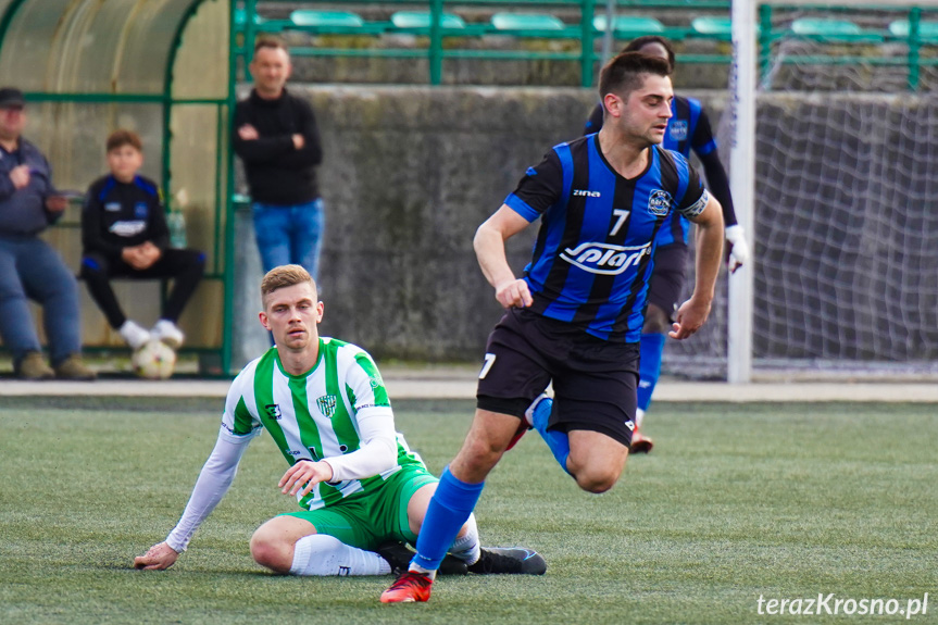 Przełęcz Dukla - Nafta Splast Jedlicze 3:0