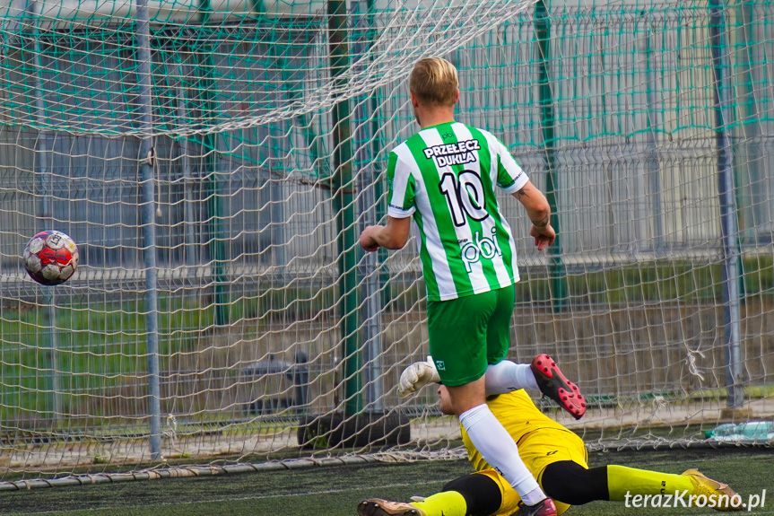 Przełęcz Dukla - Nafta Splast Jedlicze 3:0