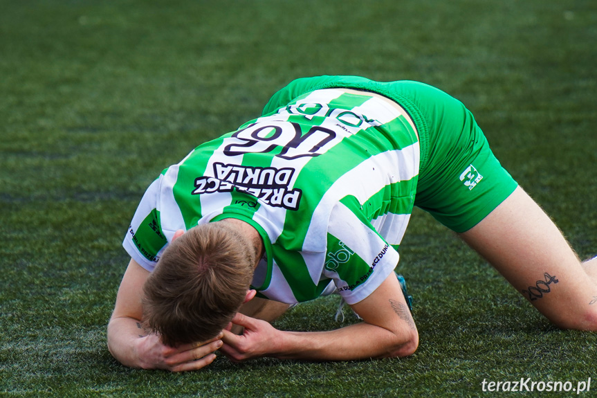 Przełęcz Dukla - Nafta Splast Jedlicze 3:0