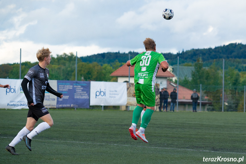 Przełęcz Dukla - Partyzant Targowiska 1:2