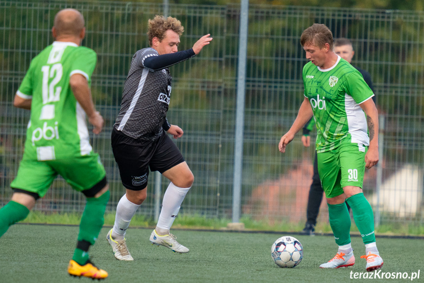 Przełęcz Dukla - Partyzant Targowiska 1:2