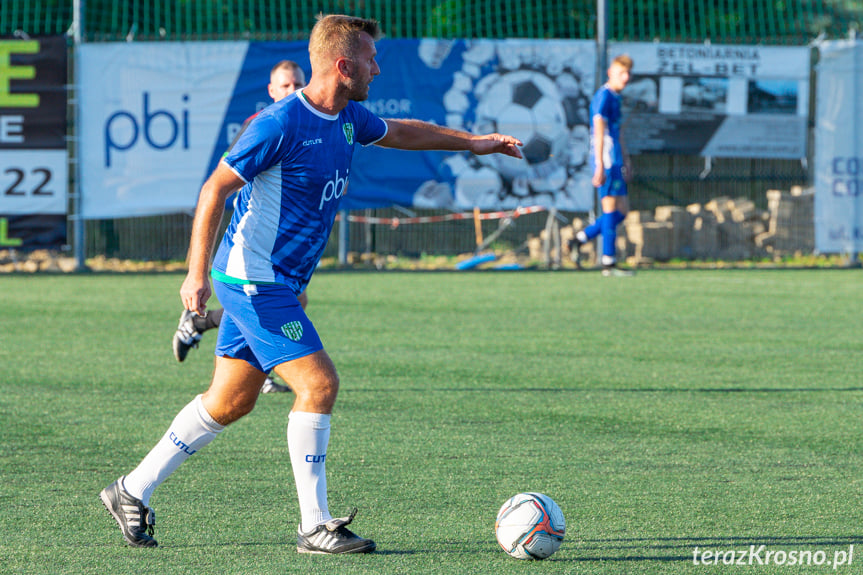 Przełęcz Dukla - Zamczysko Mrukowa 1:5