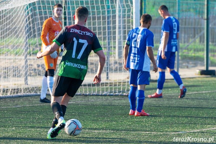 Przełęcz Dukla - Zamczysko Mrukowa 1:5