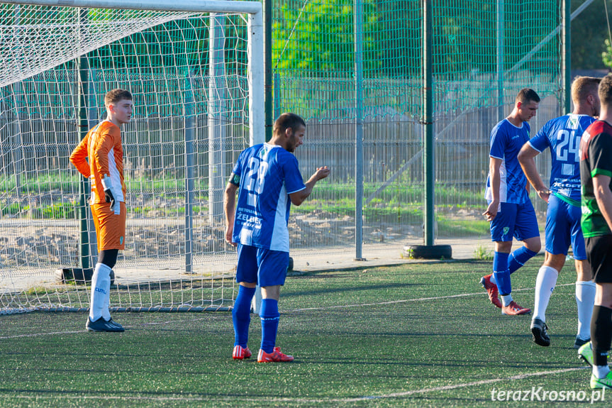 Przełęcz Dukla - Zamczysko Mrukowa 1:5