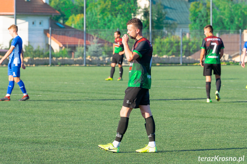 Przełęcz Dukla - Zamczysko Mrukowa 1:5