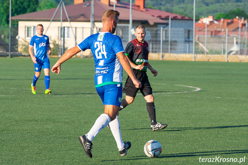 Przełęcz Dukla - Zamczysko Mrukowa 1:5