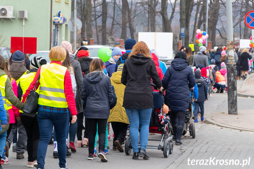 Przemarsz ulicami Krosna z okazji Światowego Dnia Zespołu Downa