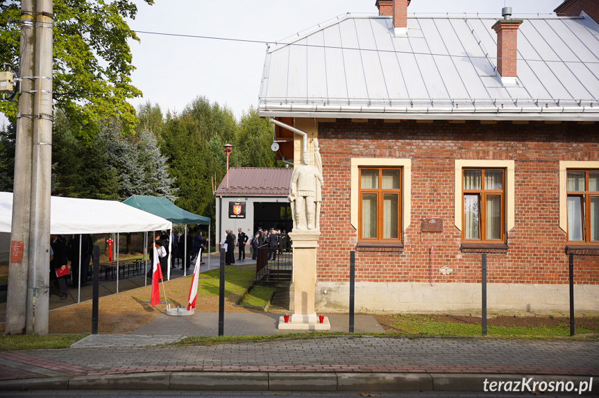 Przy remizie OSP Polanka stanął pomnik św. Floriana