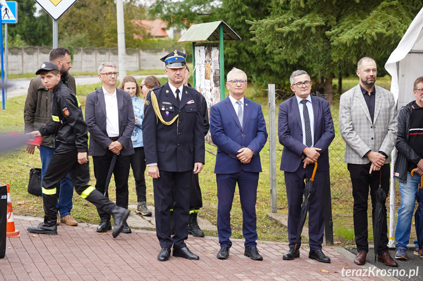 Przy remizie OSP Polanka stanął pomnik św. Floriana