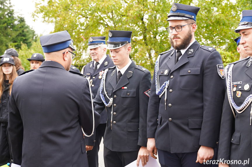 Przy remizie OSP Polanka stanął pomnik św. Floriana