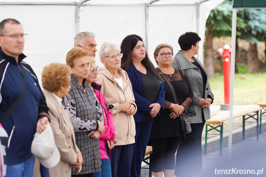 Przy remizie OSP Polanka stanął pomnik św. Floriana