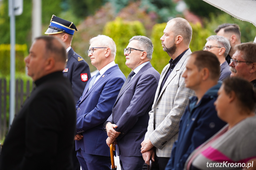 Przy remizie OSP Polanka stanął pomnik św. Floriana