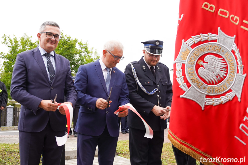 Przy remizie OSP Polanka stanął pomnik św. Floriana