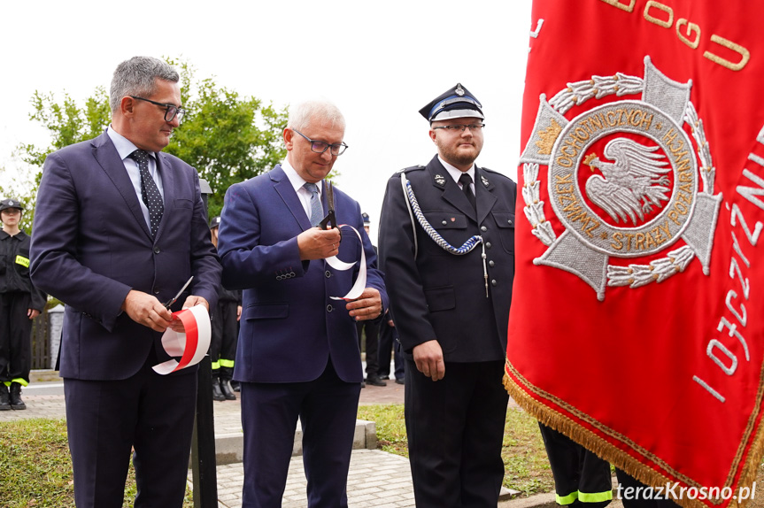 Przy remizie OSP Polanka stanął pomnik św. Floriana