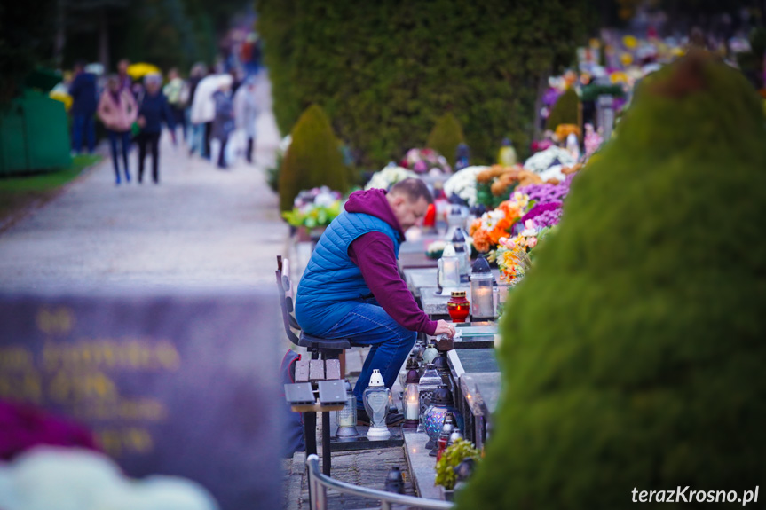 Przygotowania do Wszystkich Świętych 2024 w Krośnie