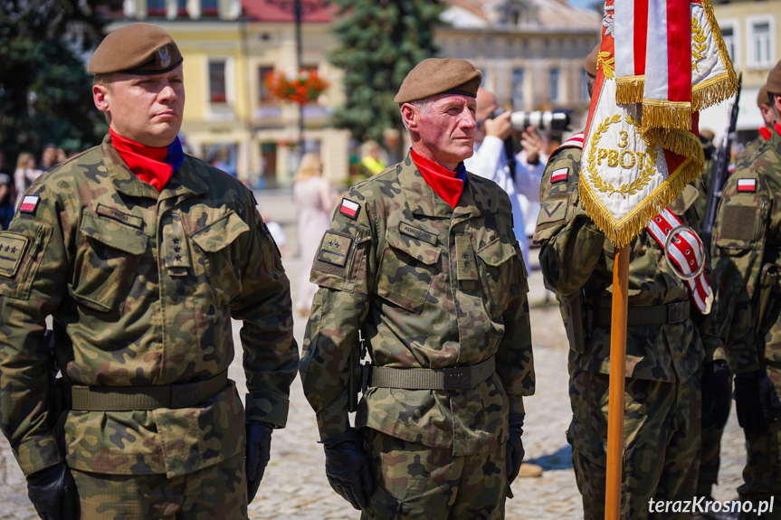 Przysięga żołnierzy WOT w Krośnie