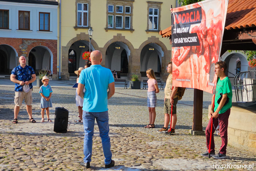 Publiczny różaniec w Krośnie