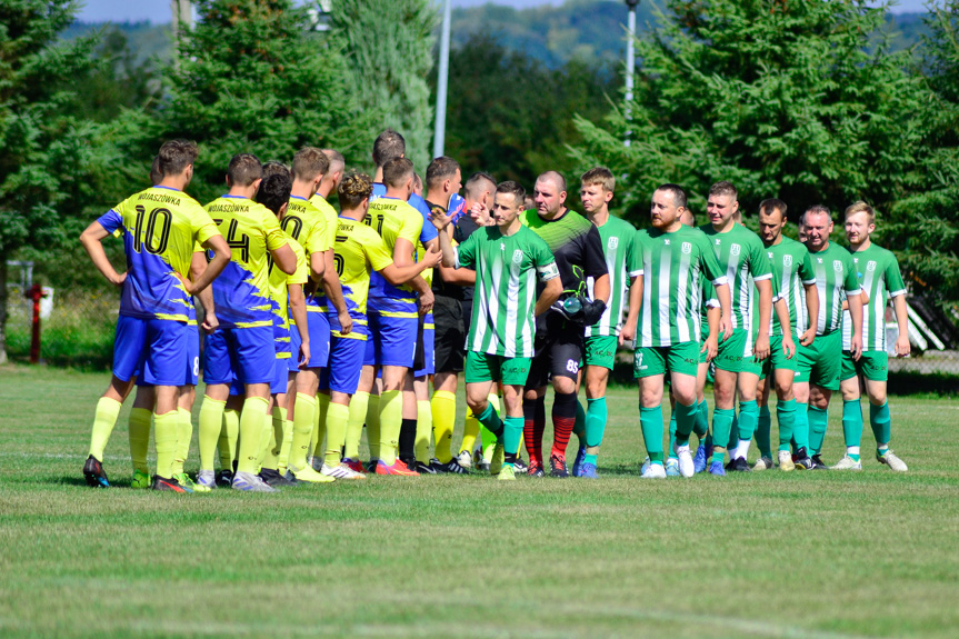 Rędzinianka Wojaszówka - Liwocz Brzyska 9:0