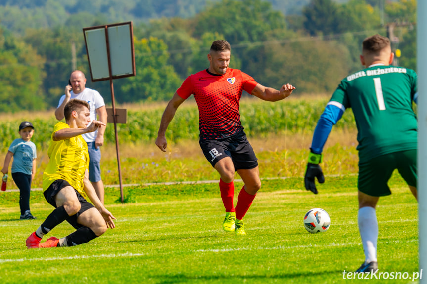 Rędzinianka Wojaszówka - Orzeł Bieździedza 1:4